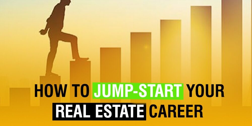 980d93b5-9bd4-49ac-bc43-925b5fde591f Real estate agent showing a house to clients to jump-start their real estate career